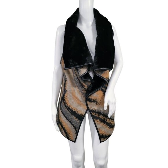 Furious Fur Soft Luxe Cozy Faux Fur Cascading Cape Vest Open Front Vest M - Picture 3 of 12